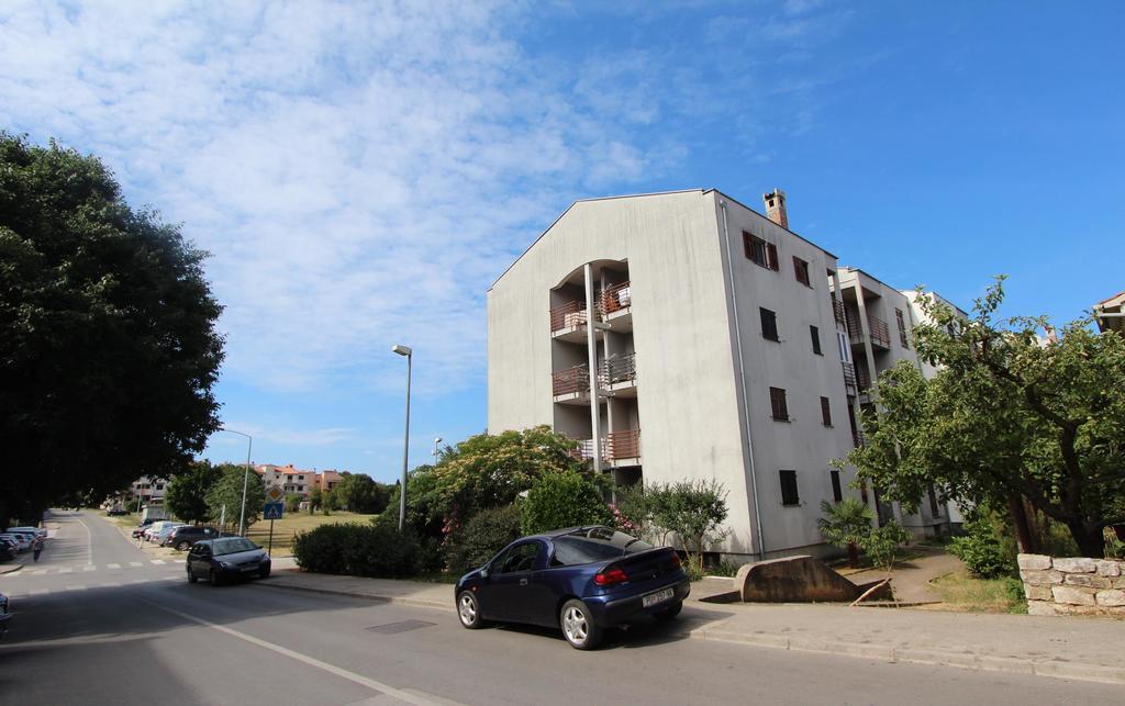 Apartment Vesna Ρόβινι Εξωτερικό φωτογραφία