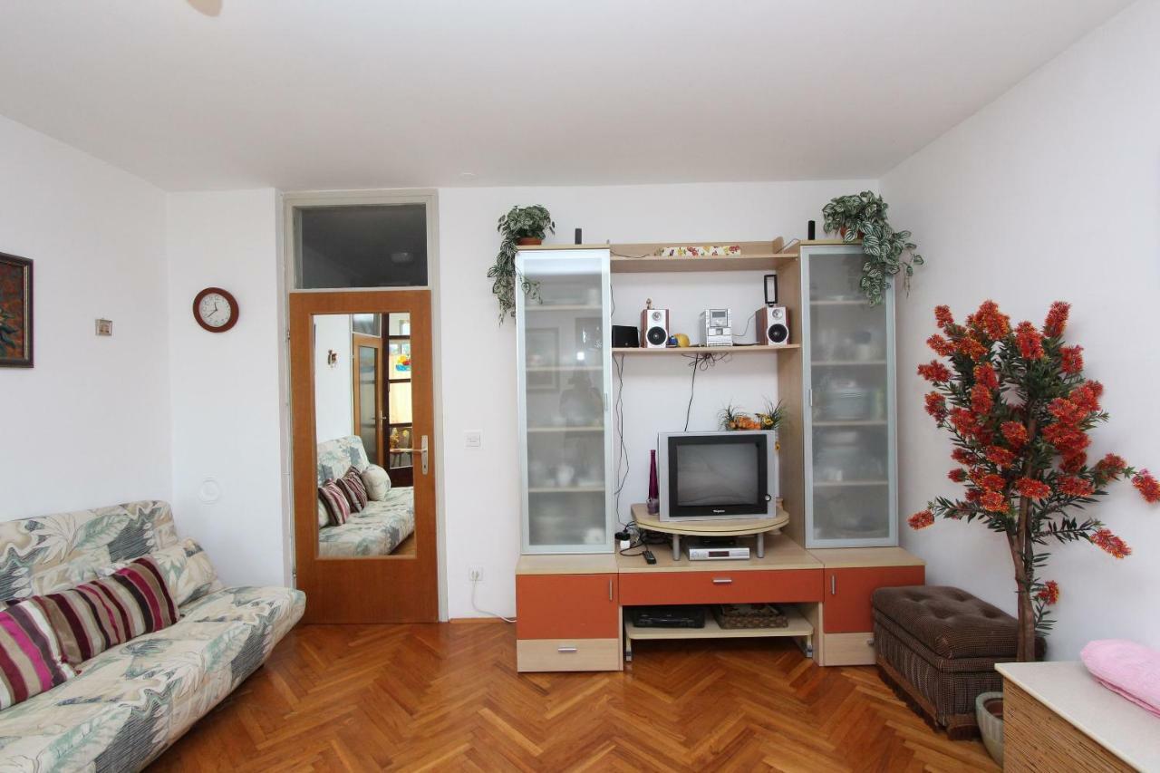 Apartment Vesna Ρόβινι Εξωτερικό φωτογραφία